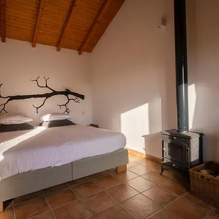 Holiday home Gallaecia De Naterra. Casa De Piedra Con Vistas. *